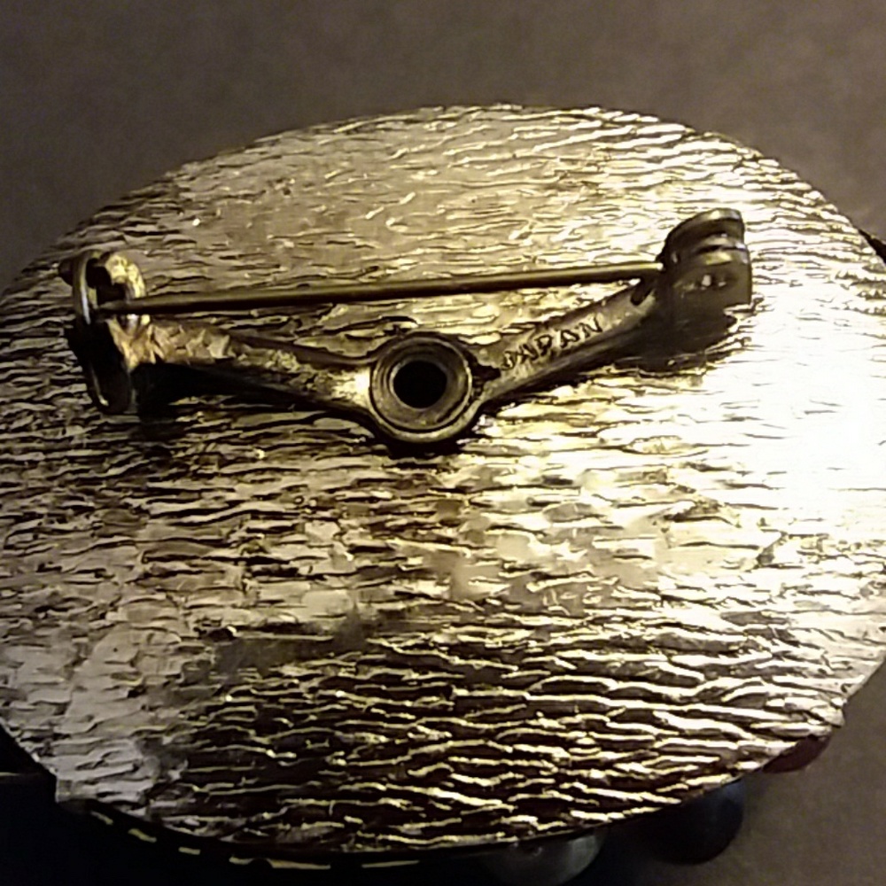 Jewelry - Picture 3 of 3